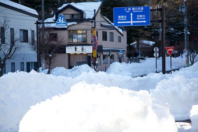 雪の街、軽井沢01