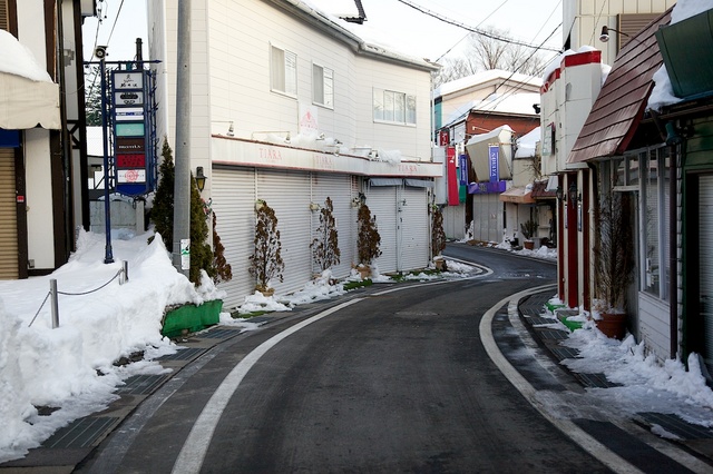 軽井沢の雪解け02
