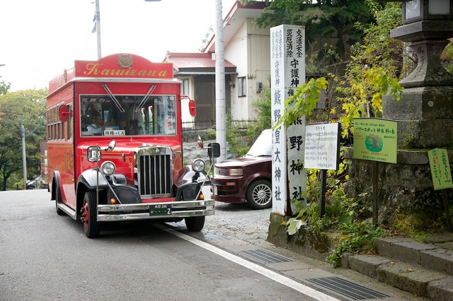 旧軽井沢赤いバス08