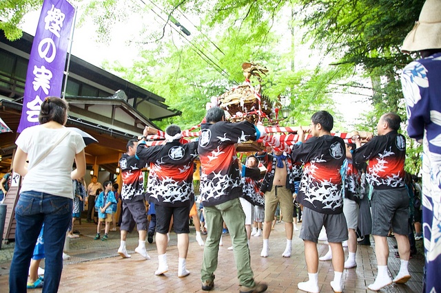 旧軽井沢子ども神輿02